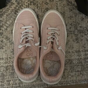 Roxy Pink Sneakers Classic Minimalist‎ Design